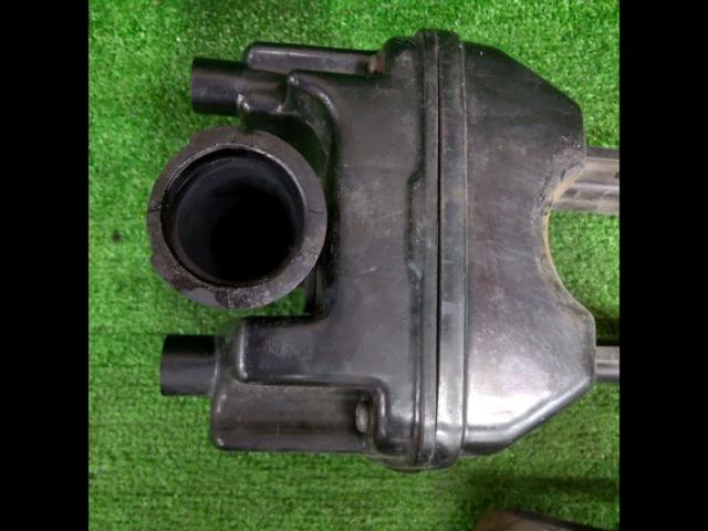 HONDA
Super Cub / C50
Genuine air cleaner BOX
