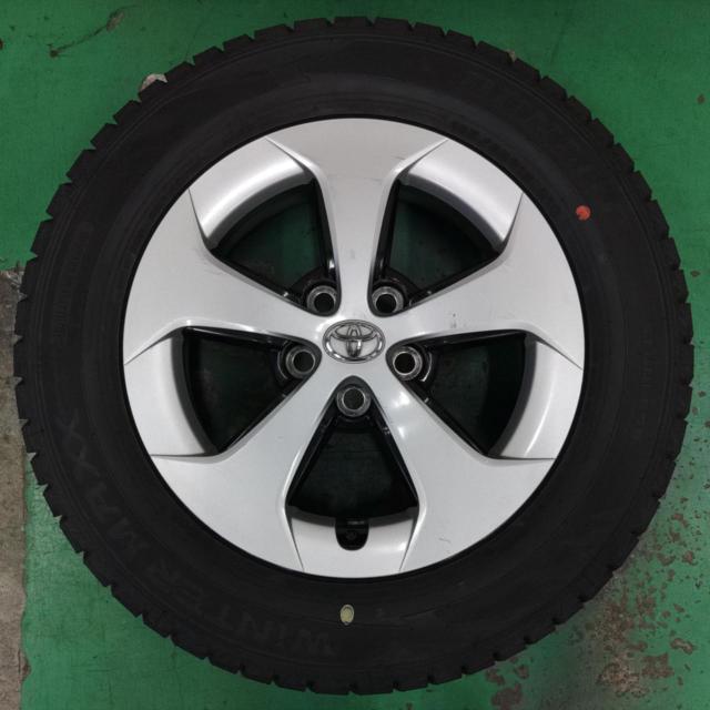 TOYOTA
30 series
Prius genuine wheel + DUNLOP
WINTERMAXX
WM03