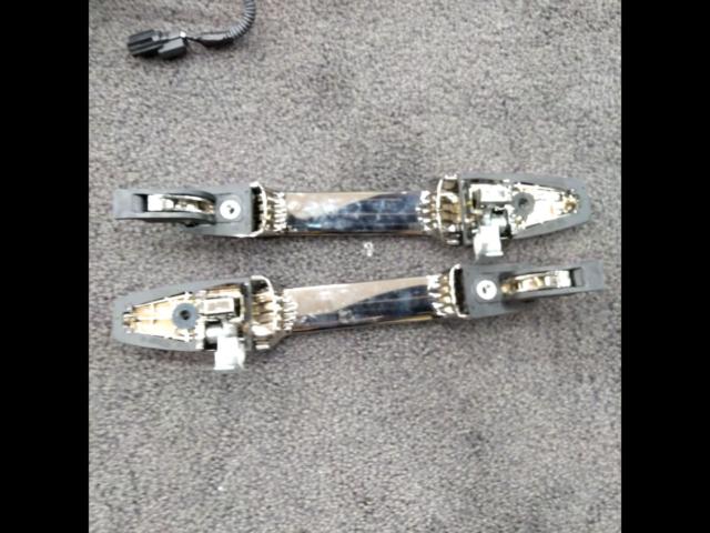 N-ONE
Genuine
Door handle
plating