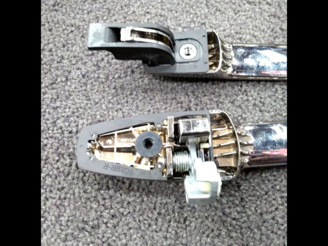 N-ONE
Genuine
Door handle
plating