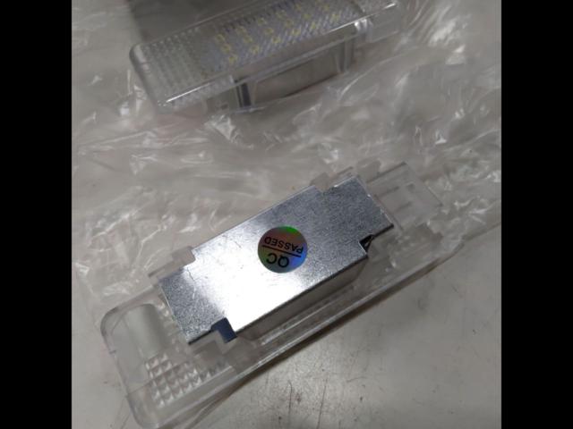 BMW
X5
Unknown Manufacturer
LED
Courtesy light