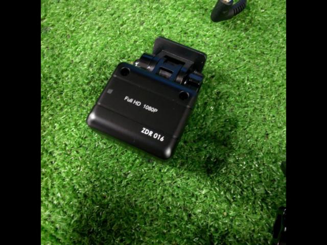 COMTECZDR
016
Back and forth type drive recorder