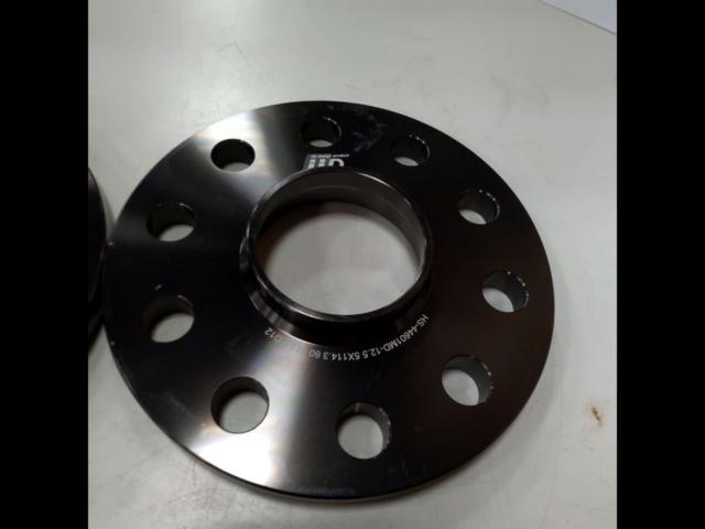 [114.3-5H
12.5 mm
Φ60
iiD for bolt-on vehicles
Hub ring
Integrated spacer
Two