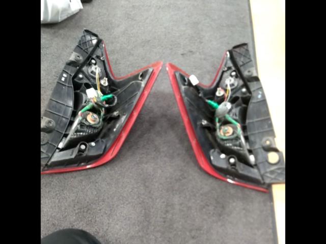 NISSAN
Notes / E12
Previous period
Genuine tail lens
Right and left