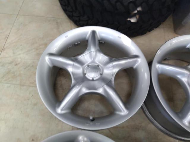 Infinite
N96RG
5-spoke wheel