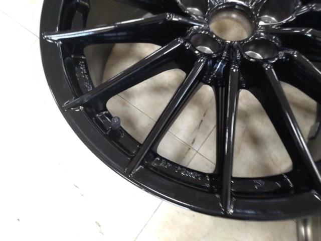 Toyota
Genuine GR Yaris/RZ grade parts
ENKEI made wheel