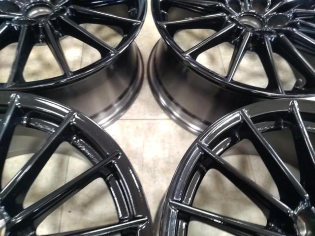 Toyota
Genuine GR Yaris/RZ grade parts
ENKEI made wheel