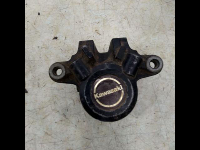 KAWASAKI
GPZ400
Genuine
front
Caliper