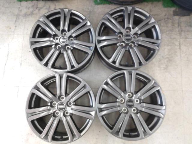 Mitsubishi genuine
Delica D5 Roadest genuine RAYS
4 pieces set