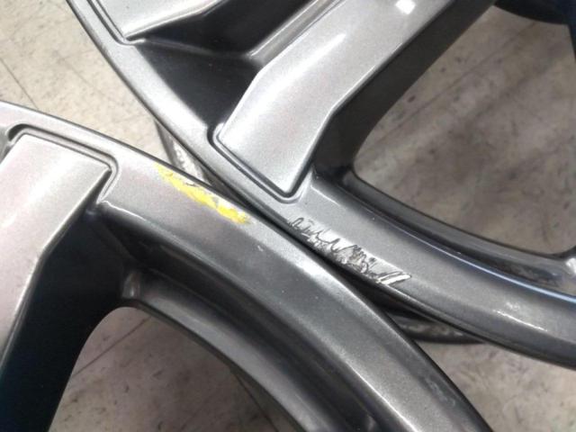 Mitsubishi genuine
Delica D5 Roadest genuine RAYS
4 pieces set