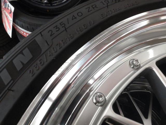 BBS
LM 220
+
MICHELIN
PILOTSPORT
4S