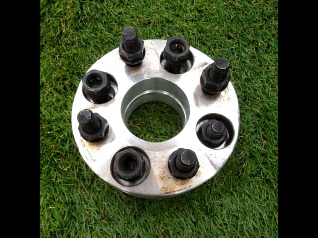 Unknown Manufacturer
Wide tread spacer / Waitore
M12 × P1.5
100-4H
25 mm