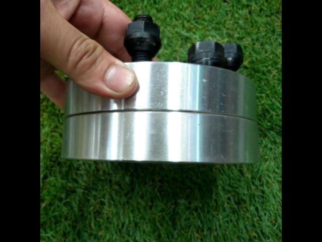 Unknown Manufacturer
Wide tread spacer / Waitore
M12 × P1.5
100-4H
25 mm