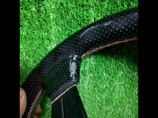 NARDI
CLASSIC
Punching Leather
Steering
35Φ