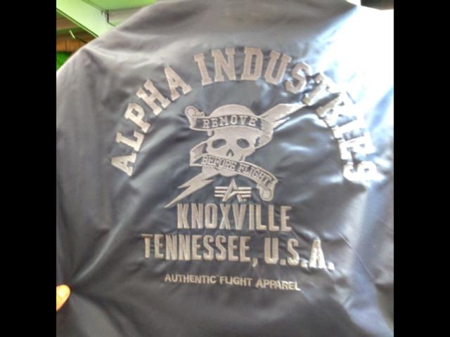 ALPHA
Winter jacket
Size: L