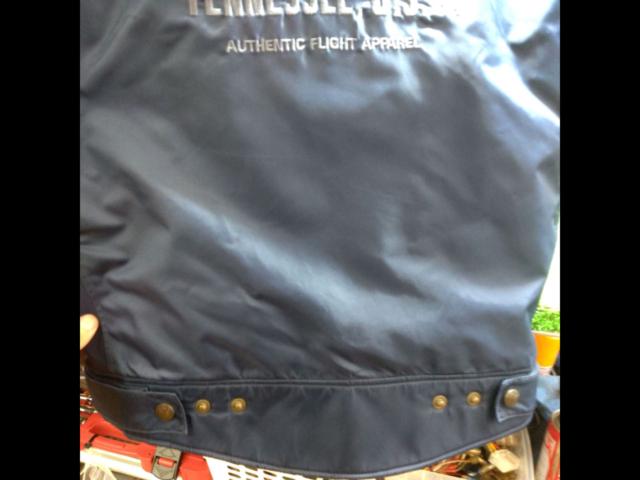 ALPHA
Winter jacket
Size: L