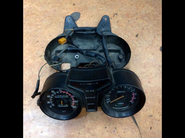 YAMAHA
RZ250 / 350
Genuine meter
160km