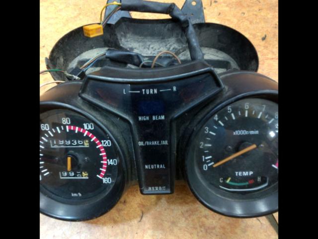 YAMAHA
RZ250 / 350
Genuine meter
160km