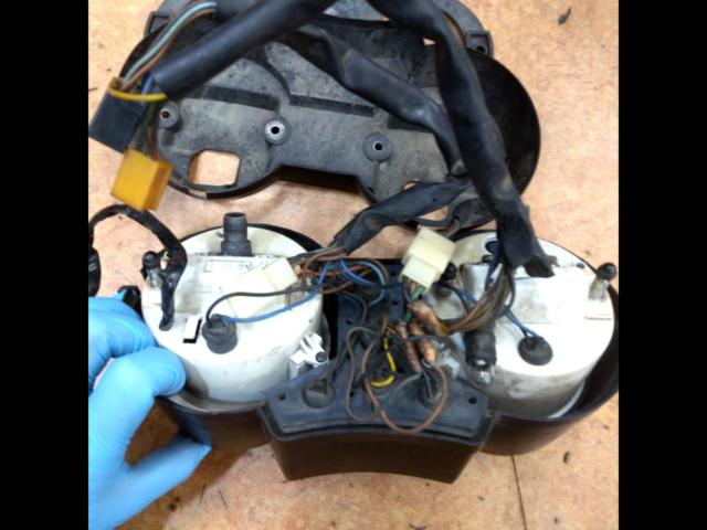 YAMAHA
RZ250 / 350
Genuine meter
160km