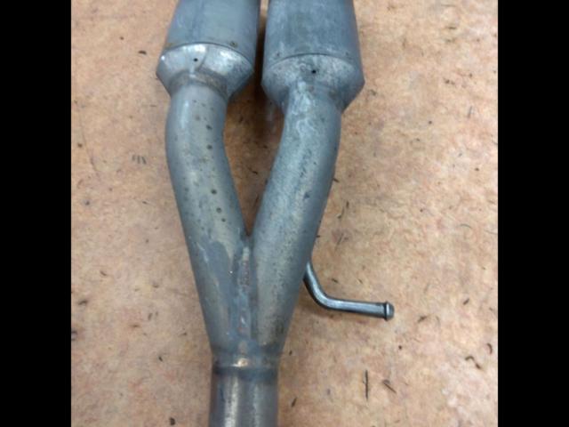 GANADOR
PAISON
SUS
Right double muffler
Series 90
Noah / Voxy]