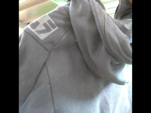 KUSHITANIxYOSHIMURA
REBRO
HOODIE
K-1976Y
Size: S