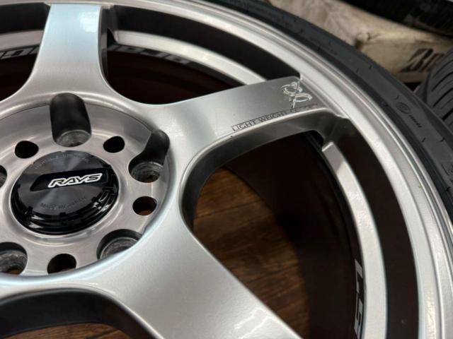 RAYS
GRAM
LIGHTS
T57-RC+ROADSTONE
EUROVIS
Sport04