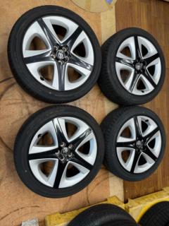 TOYOTA
Prius (50 series early model) S Touring
Selection
Genuine
Aluminum wheel + GOODYEAR
EAGLE
LS2000