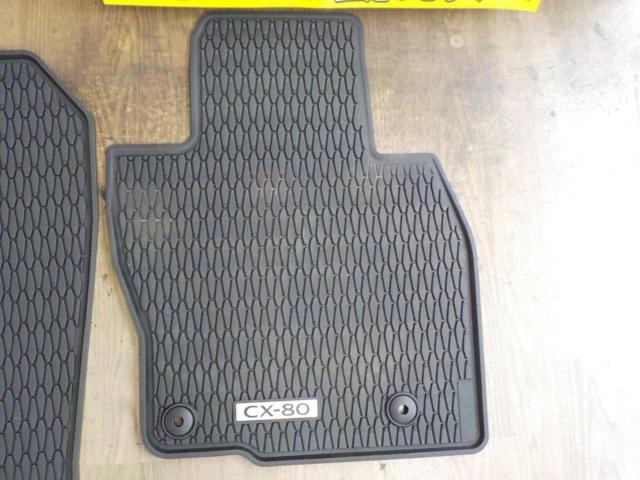 MAZDA genuine option
All weather mat
Used in a CX-80 / 2025 model / 3-row, 6-seater / without captain's seats.