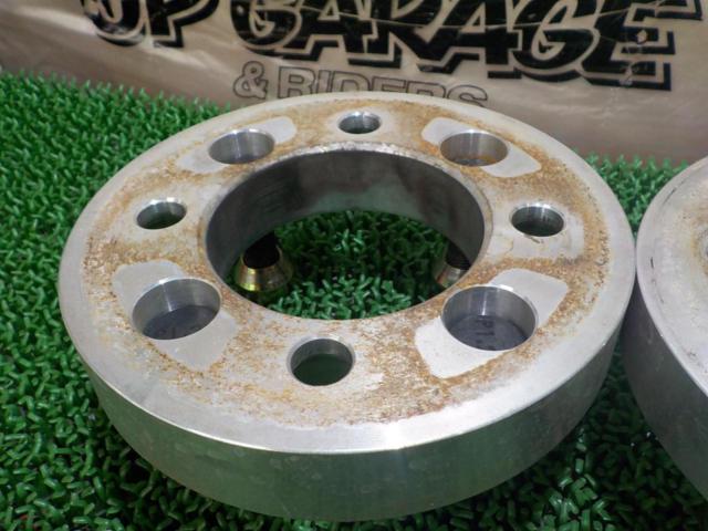 Unknown Manufacturer
Wide tread spacer