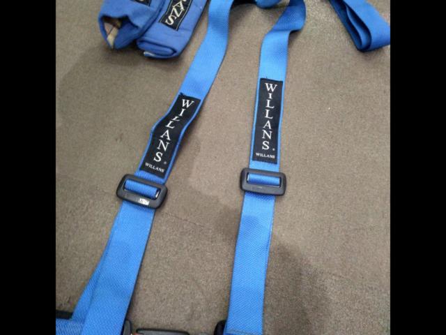 WILLANS
4-point seat belt