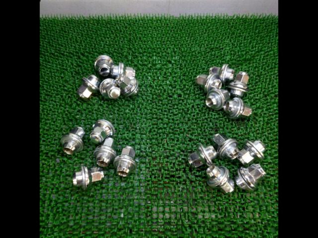 Toyota
Genuine wheel nut
M14xP1.5
Taira-za
20-piece set