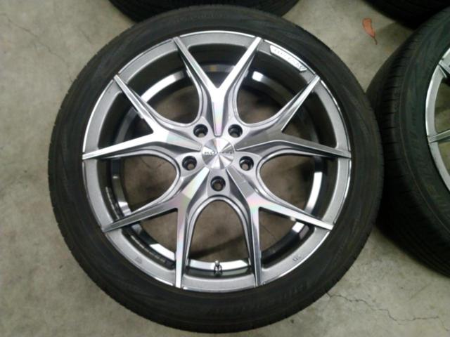 ROJAM
Premium
Wheels
ABBEY+YOKOHAMA
BluEarth-RV
RV03
215 / 45R18
93W
XL