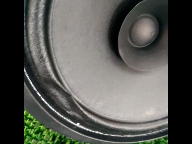 Mazda
Genuine speaker