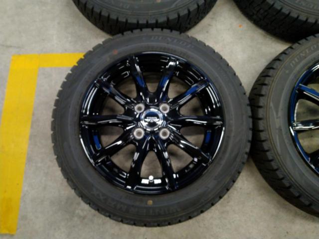 Under stairs
weds
TEAD
SH
+
DUNLOP
WINTERMAXX
WM02