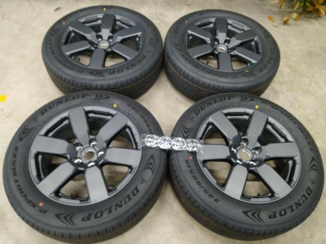 Toyota
60 system
RAV4
Adventure
Original wheel
+
DUNLOP
e.SPORT
MAXX