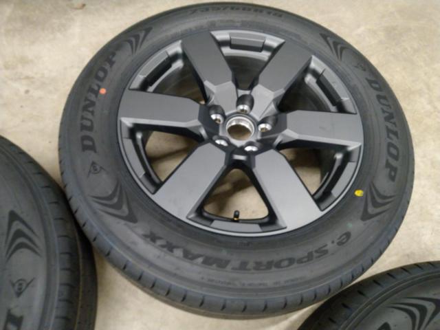 Toyota
60 system
RAV4
Adventure
Original wheel
+
DUNLOP
e.SPORT
MAXX