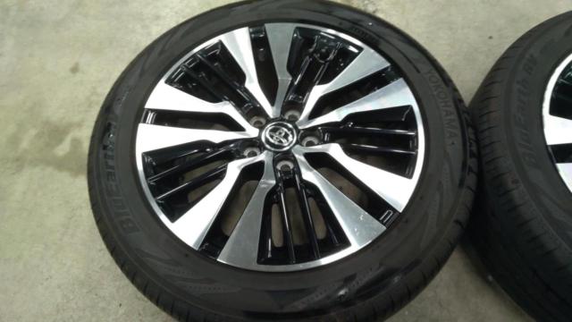 Toyota
30 series
Alphard / Vellfire
Late version
Genuine cutting bright wheel
+
YOKOHAMA
BluEarth-RV
RV03
