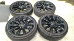 Toyota
Crown Sports
Z grade
Original wheel
+
MICHELIN
e･PRIMACY