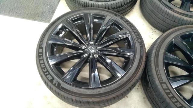Toyota
Crown Sports
Z grade
Original wheel
+
MICHELIN
e･PRIMACY