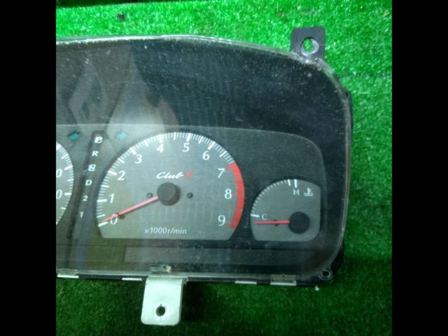 Wakeari
Laurel / C35
Club S Nissan Genuine
Meter