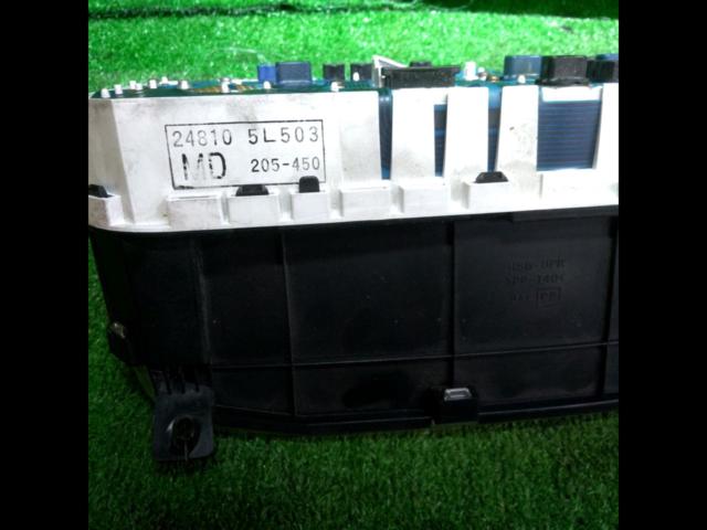 Wakeari
Laurel / C35
Club S Nissan Genuine
Meter