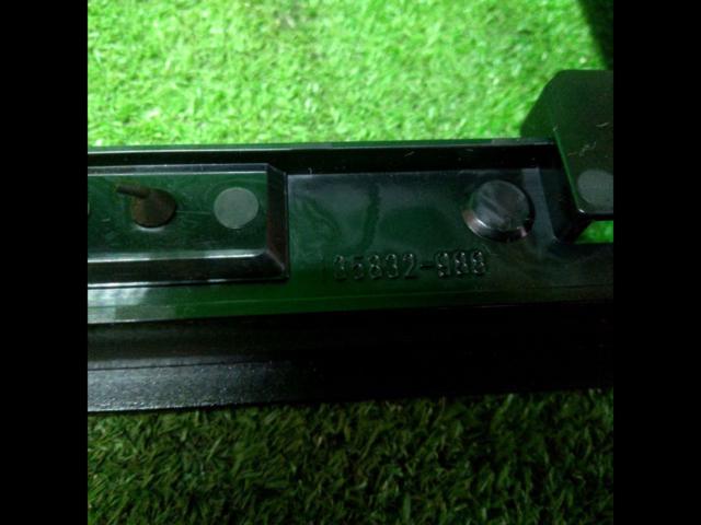 Harrier / 60 series maker unknown
9 inch navigation panel