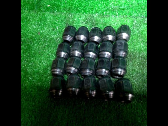 BBS
Hexagon cap nut
M12 × P1.5
21 HEX