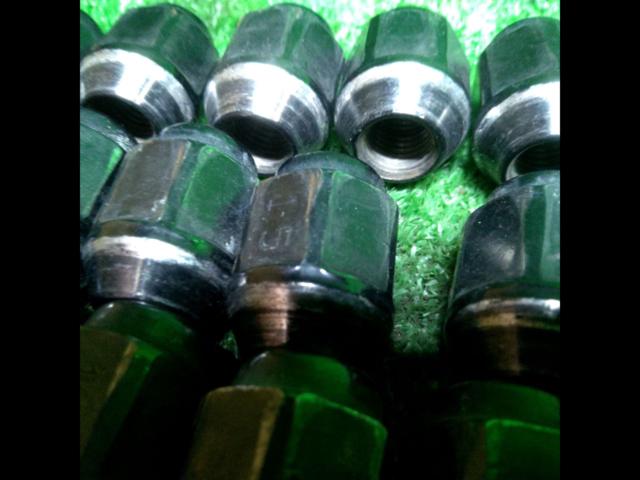 BBS
Hexagon cap nut
M12 × P1.5
21 HEX