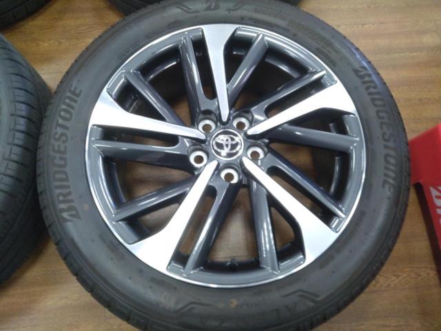 Free in-store try-on
Toyota
Corolla Cross
Z grade
Previous period
Original wheel
+
BRIDGESTONE
ALENZA
H / L33
Corolla Cross, C-HR, Estima, etc.