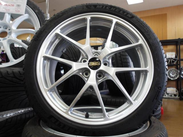 BBS
RI-A + MICHELIN
PRIMACY 4