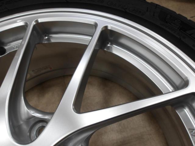 BBS
RI-A + MICHELIN
PRIMACY 4