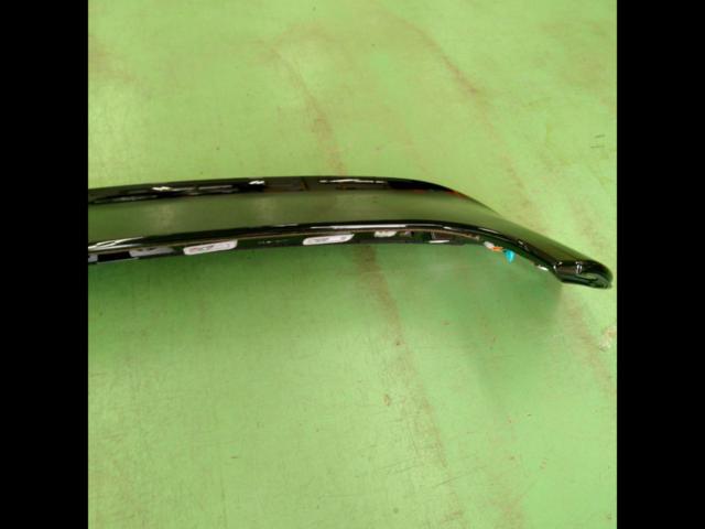 Crosstrek/GU series STi
Roof spoiler