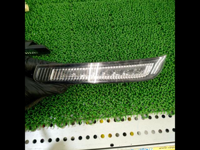 BRZ / ZC 6
Late SUBARU genuine
LED accessories liner
White light-emitting