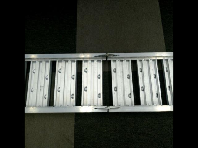 Approximately 1800x250mm
Load capacity: 200kg, Manufacturer unknown
Ladder Folding